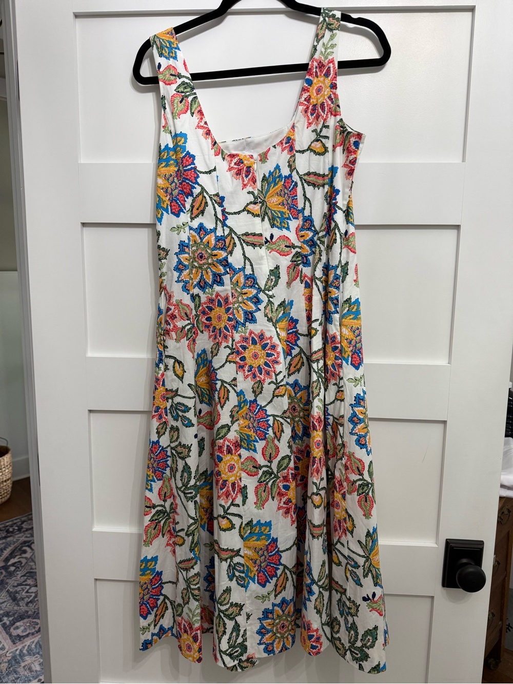 Leslie Fay White Dress with Multicolor Floral Print and Green Accent